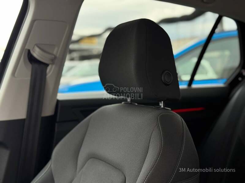 Volkswagen Golf 8 2.0D/STYLE/LED
