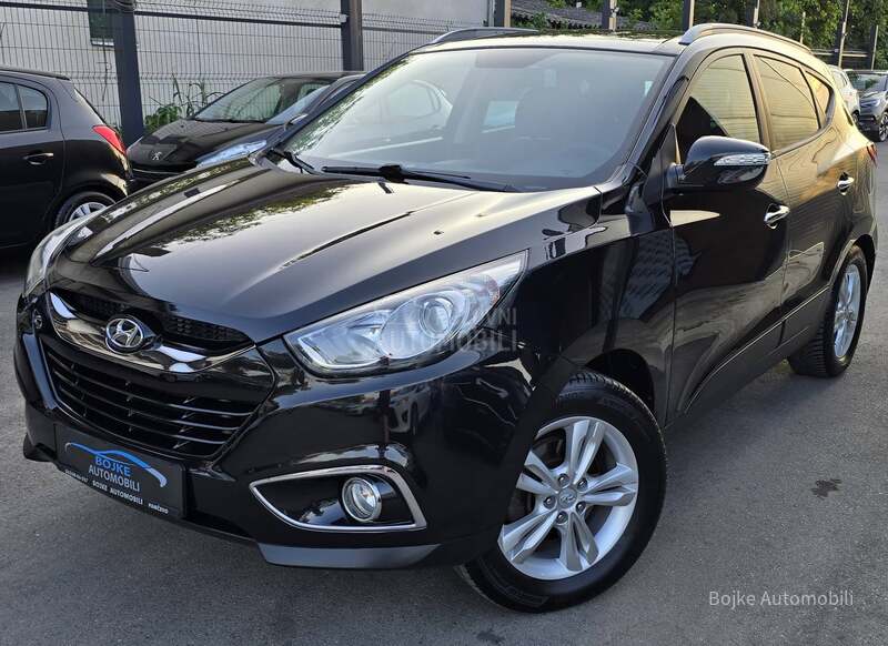 Hyundai ix35 2.0CRDI 4x4 F.U.L.L