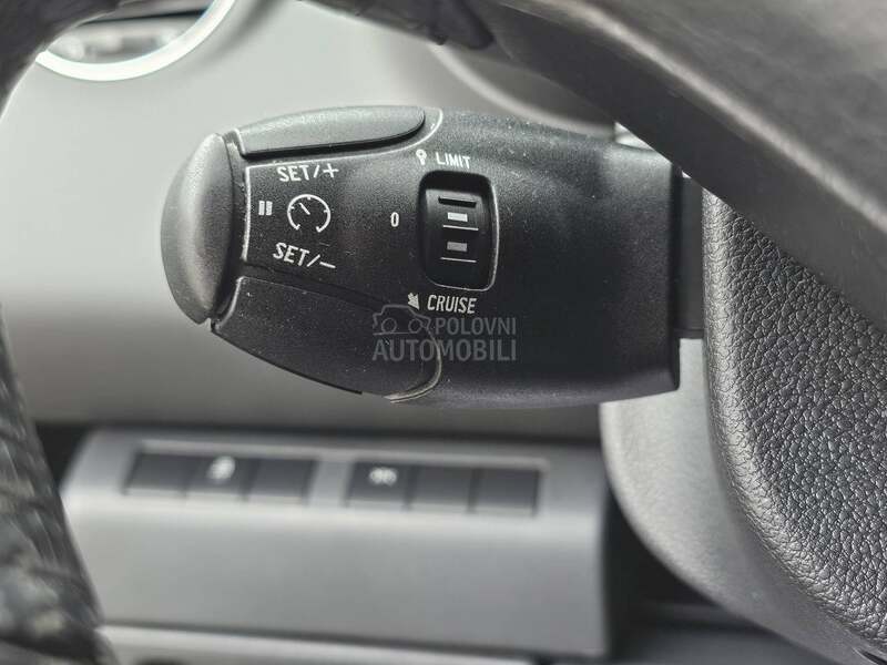 Peugeot 3008 2.0 HDI/HYBRID/4X4