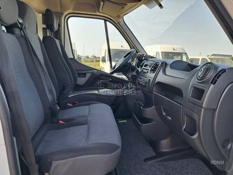 Renault Master 2.3 dci/rampa