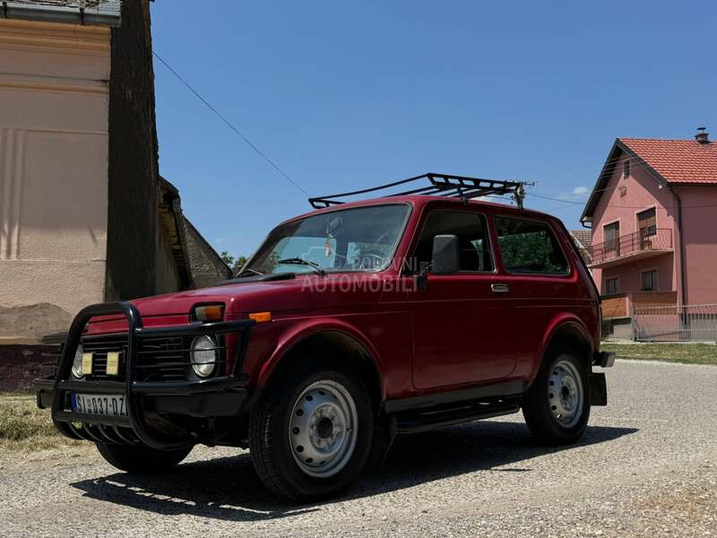 Lada Niva 1.7