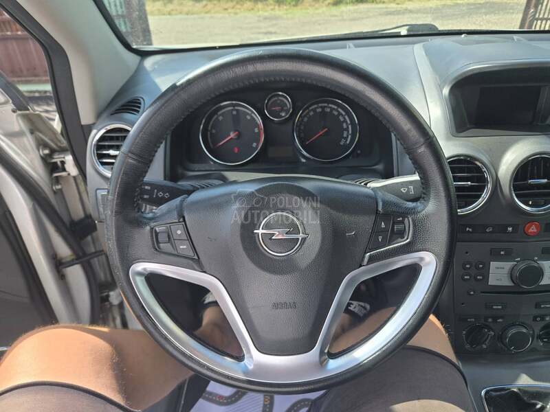 Opel Antara 