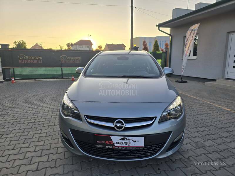 Opel Astra J 1.4 Turbo