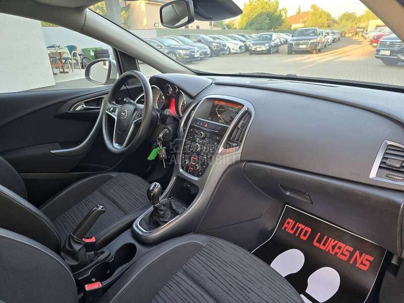Opel Astra J 1.4 Turbo