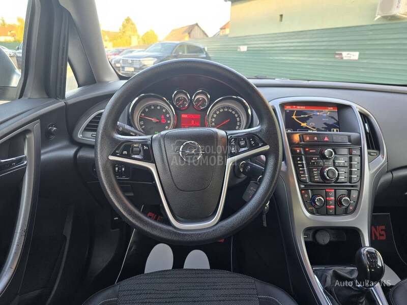 Opel Astra J 1.4 Turbo