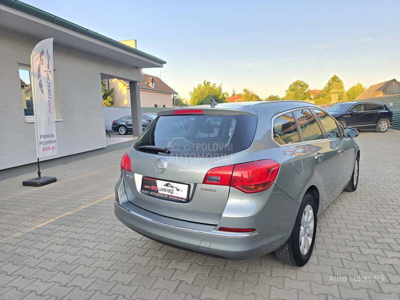 Opel Astra J 1.4 Turbo