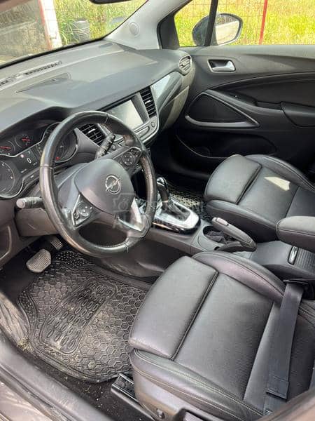 Opel Crossland X  1.5