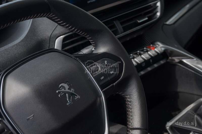 Peugeot 3008 1.2PureTech Active