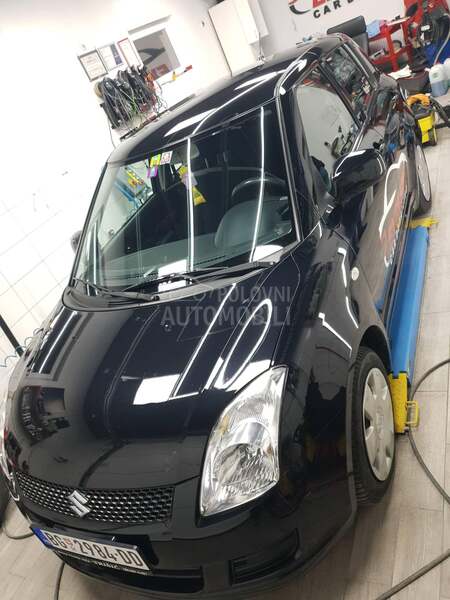 Suzuki Swift 1.3