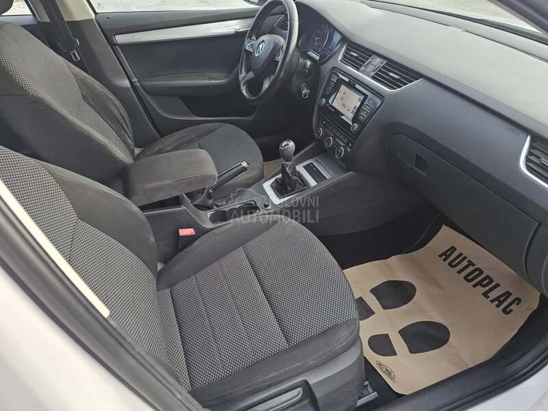 Škoda Octavia 1.4 tsi CH