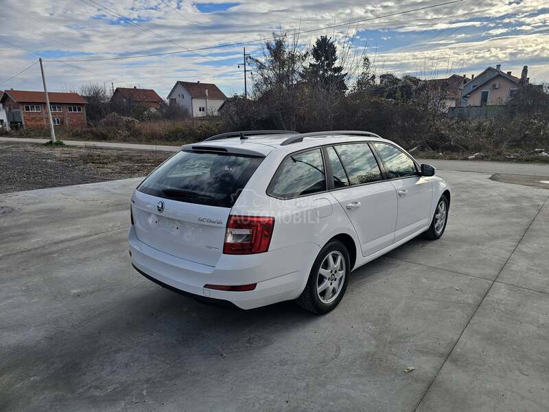 Škoda Octavia 1.4 tsi CH
