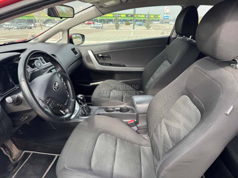 Kia pro_cee`d 1.6 GDi