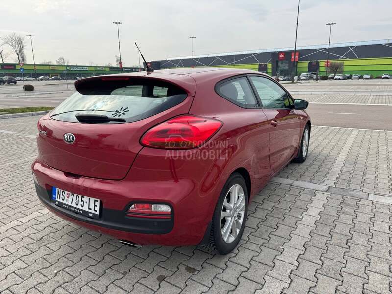 Kia pro_cee`d 1.6 GDi