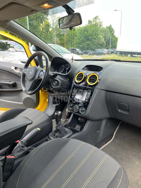 Opel Corsa D 1.4
