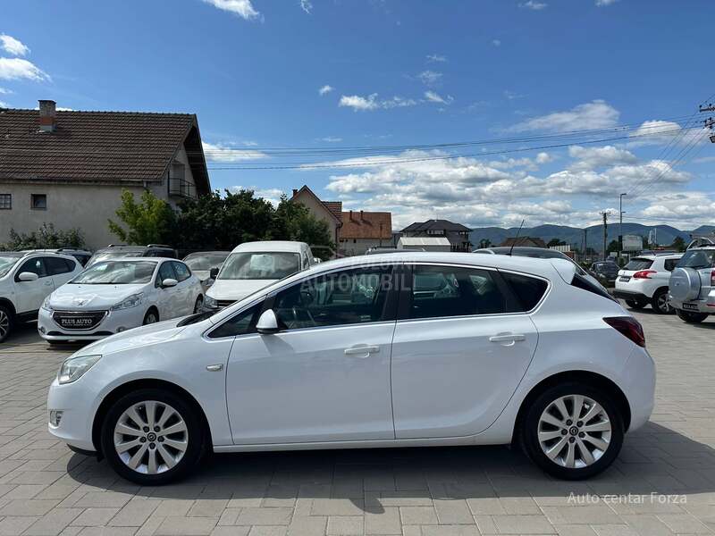 Opel Astra J N O V A / C O S M O