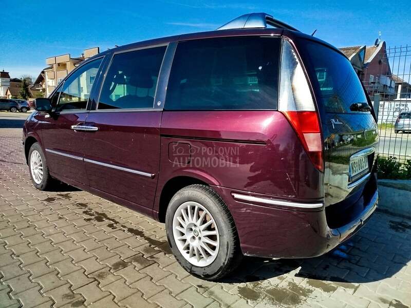 Lancia Phedra 