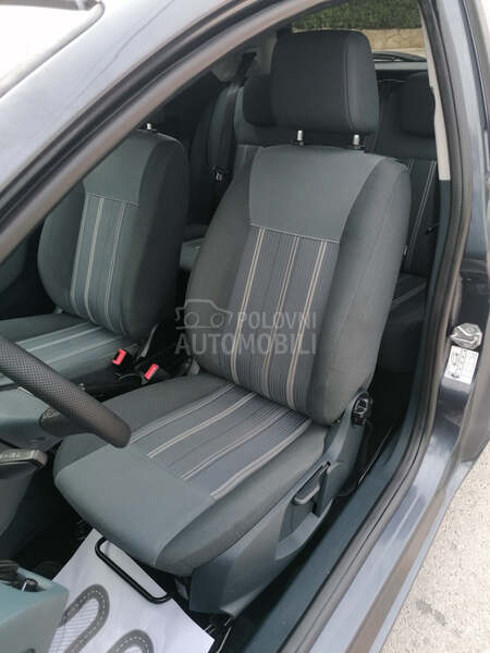 Ford Fiesta 1.2i TREND CH