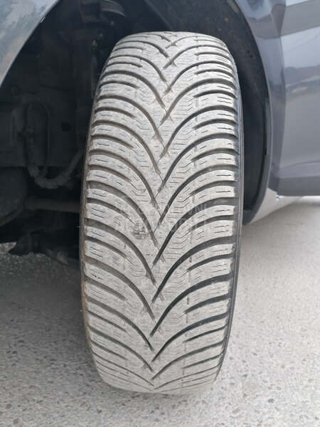 Ford Fiesta 1.2i TREND CH