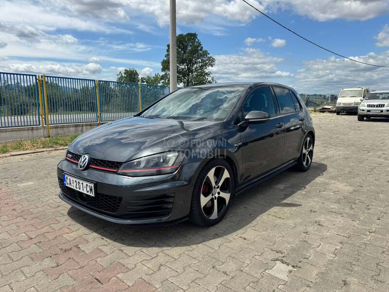 Volkswagen Golf 7 2.0 gtd dsg