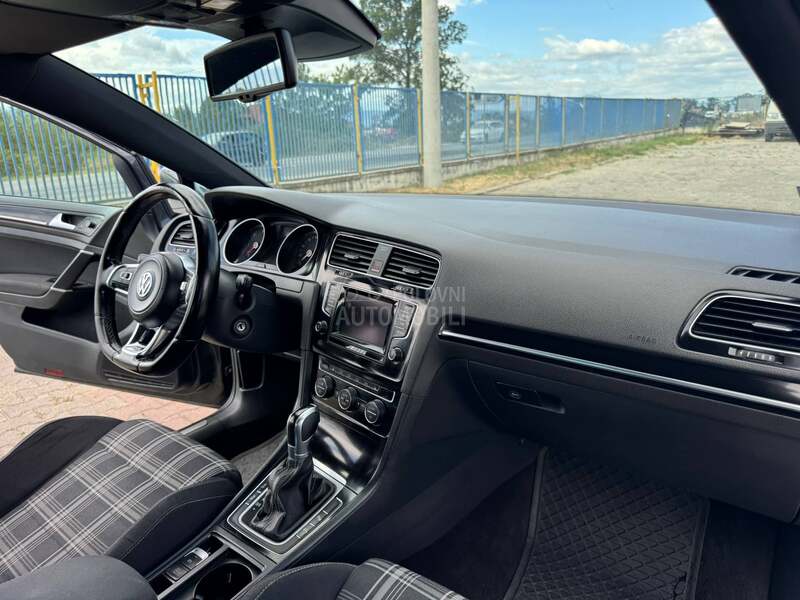 Volkswagen Golf 7 2.0 gtd dsg
