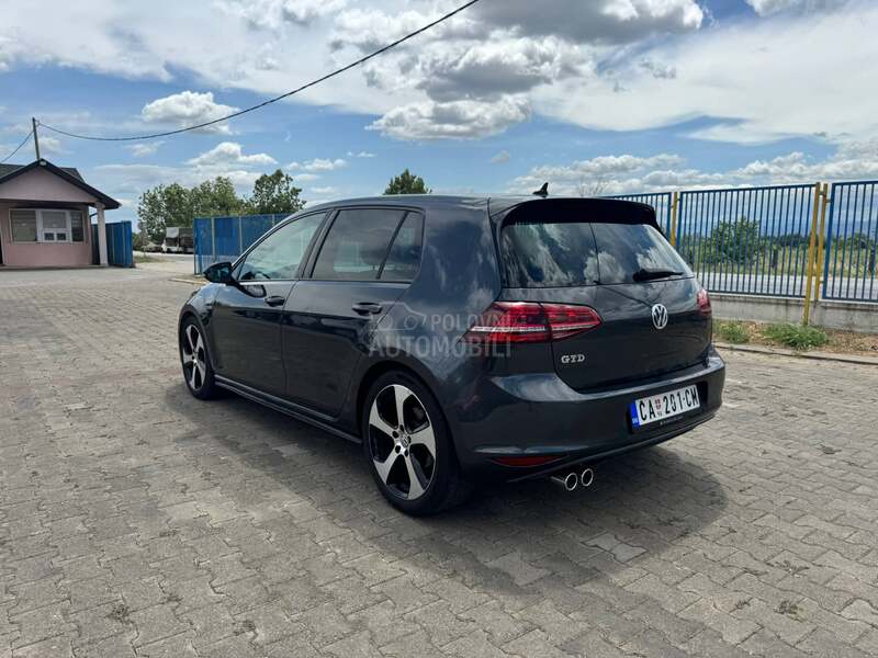 Volkswagen Golf 7 2.0 gtd dsg