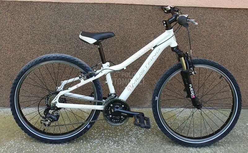 MUSTANG JUMPER ALU 24