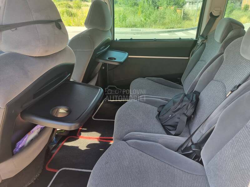 Peugeot 807 2.0 H D I