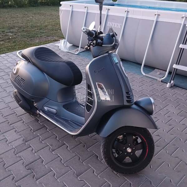 Vespa Sei giorni