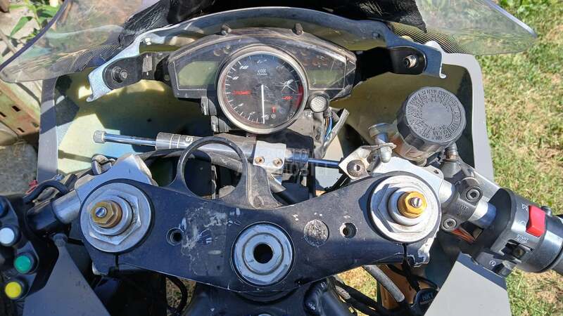 Yamaha r6