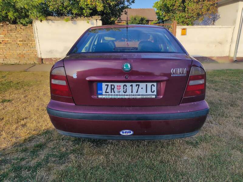 Škoda Octavia 1.8