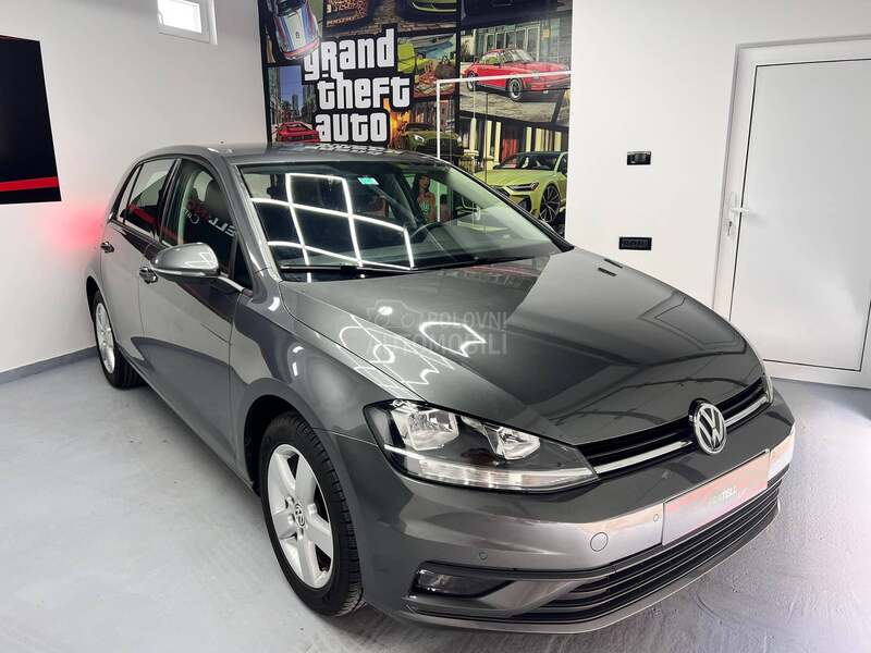 Volkswagen Golf 7 PLUS TSI