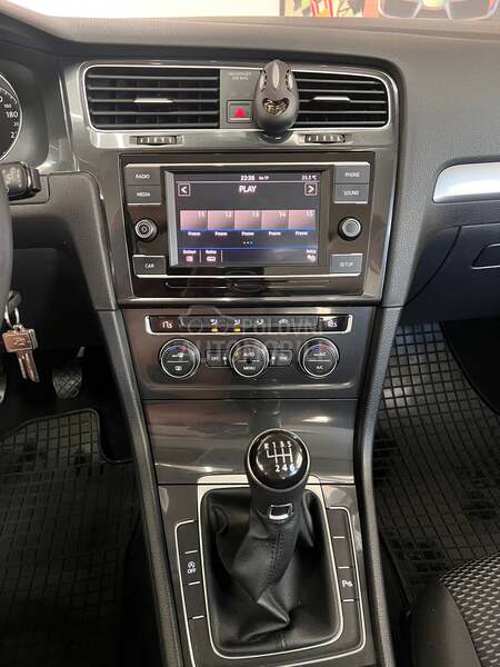 Volkswagen Golf 7 PLUS TSI