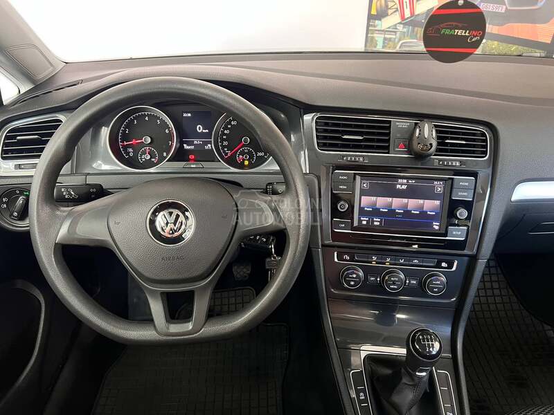 Volkswagen Golf 7 PLUS TSI