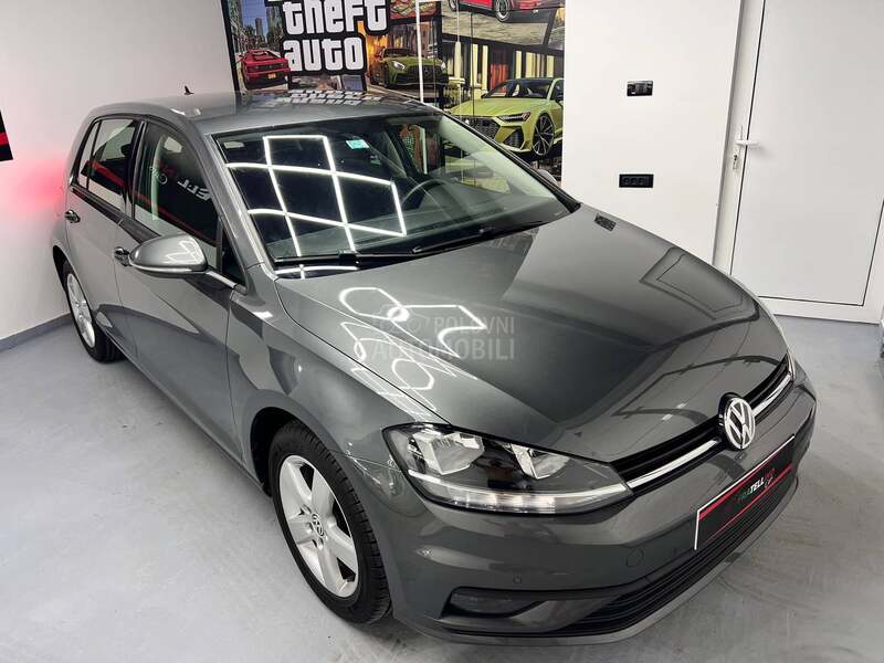 Volkswagen Golf 7 PLUS TSI