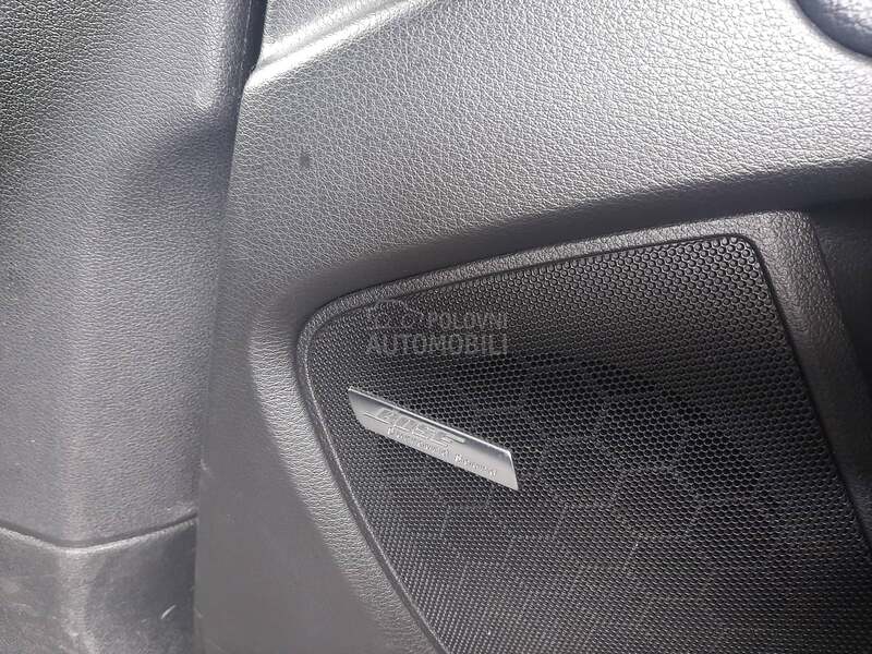 Audi Q7 B.E.Z U.L.A.G.A.NJ.A