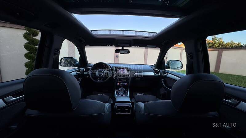 Audi Q5 R E Z E R V I S A N