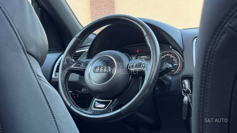 Audi Q5 R E Z E R V I S A N