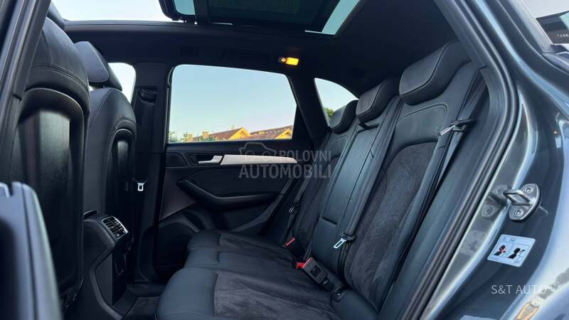 Audi Q5 R E Z E R V I S A N