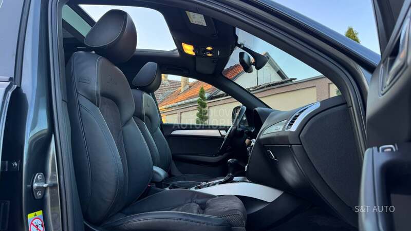 Audi Q5 R E Z E R V I S A N