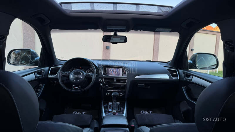 Audi Q5 R E Z E R V I S A N