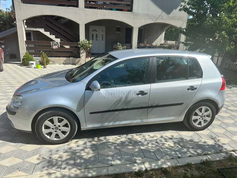 Volkswagen Golf 5 