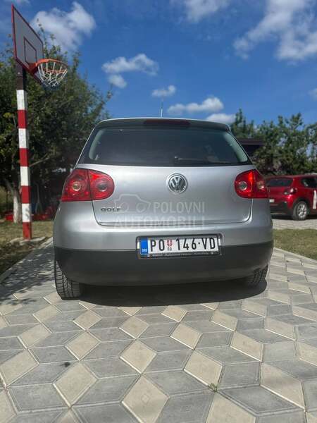 Volkswagen Golf 5 