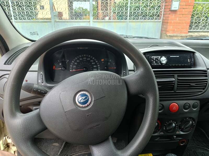 Zastava 10 1.2 8v
