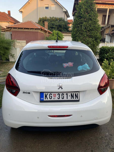 Peugeot 208 1.2