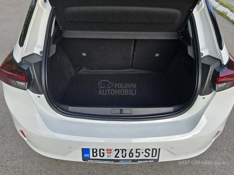 Opel Corsa F 1.2 BLACK EDITION