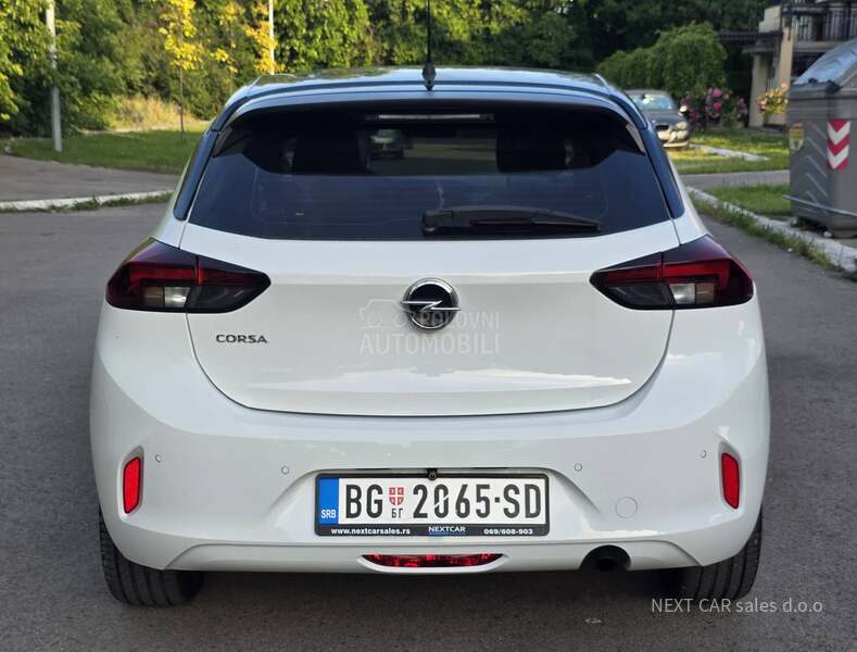 Opel Corsa F 1.2 BLACK EDITION