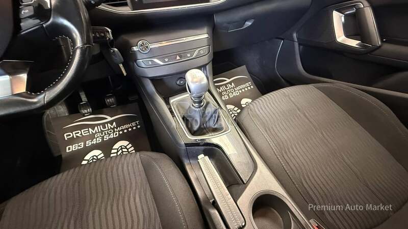 Peugeot 308 //1.6 HDI//N.AVI/FUL