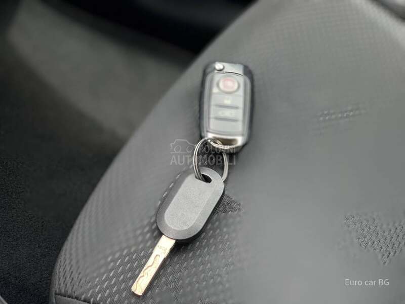 Fiat Tipo L E D  N A V I