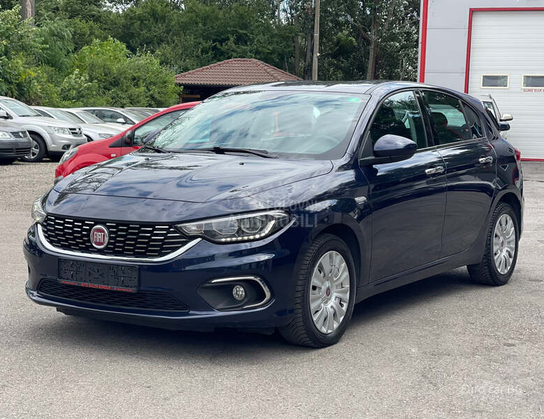 Fiat Tipo L E D  N A V I