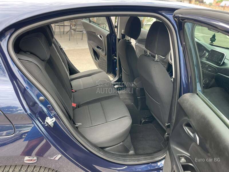 Fiat Tipo L E D  N A V I